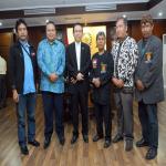 Menerima Panitia PelaksanaFestival Gunung Tangkuban Perahu